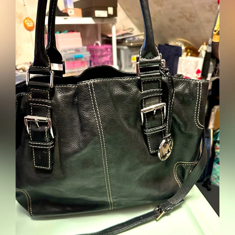 Michael Kors large Brookville tote bag. Gorgeous black pebble leather 15 x 12 - Picture 1 of 10